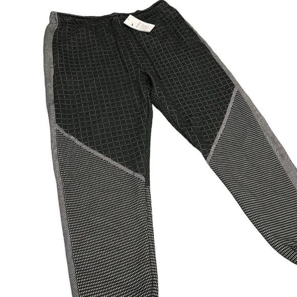 Nike Sportswear Women's L City Ready Sweatpants Black Tech Jogger CI9436 011 - Picture 10 of 10